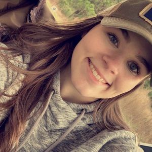 Meet your Posher, Madeline